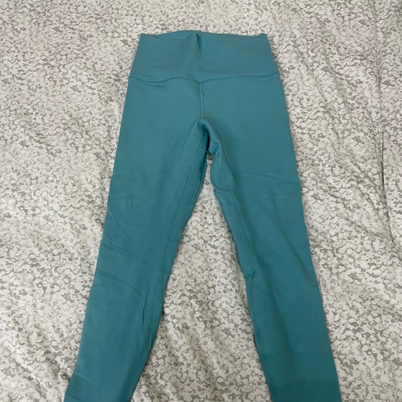 Lululemon align leggings size 4 - Picture 3 of 5